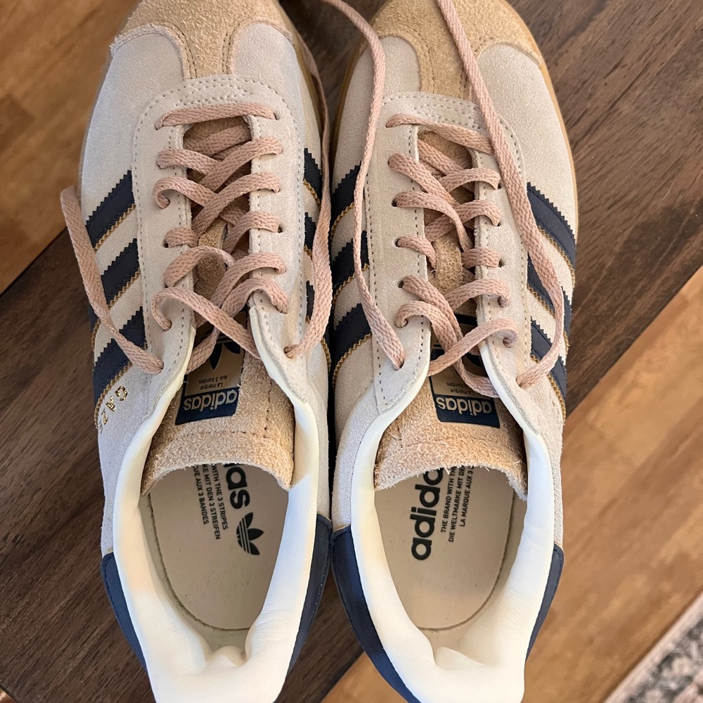 Adidas Gazelle Cream and Navy Casual Sneakers - Picture 4 of 4